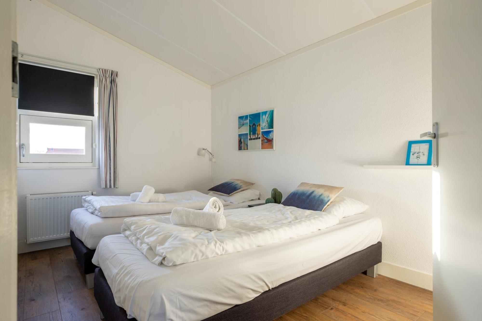 Waterpark Oan 'E Poel Bij Sneekermeer Terherne Quarto foto